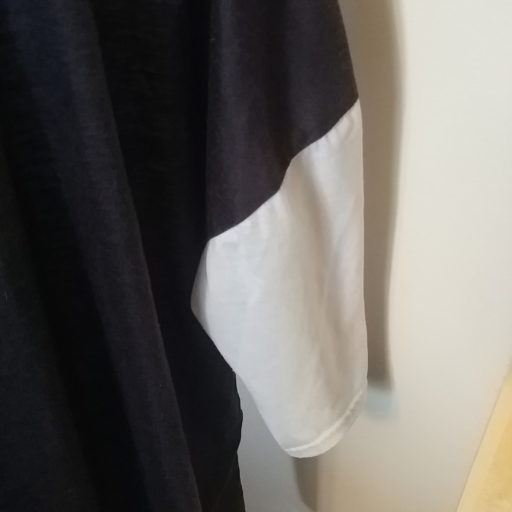 Floral Short Sleeve Tee - Black & White 3X - Picture 6 of 7